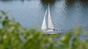 Schiffbrüchiger Segler klammert sich mehrere Stunden an Reuse in Ostsee fest