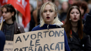 Avortement: manifestations pour défendre un "droit" qui ne resterait pas "acquis"