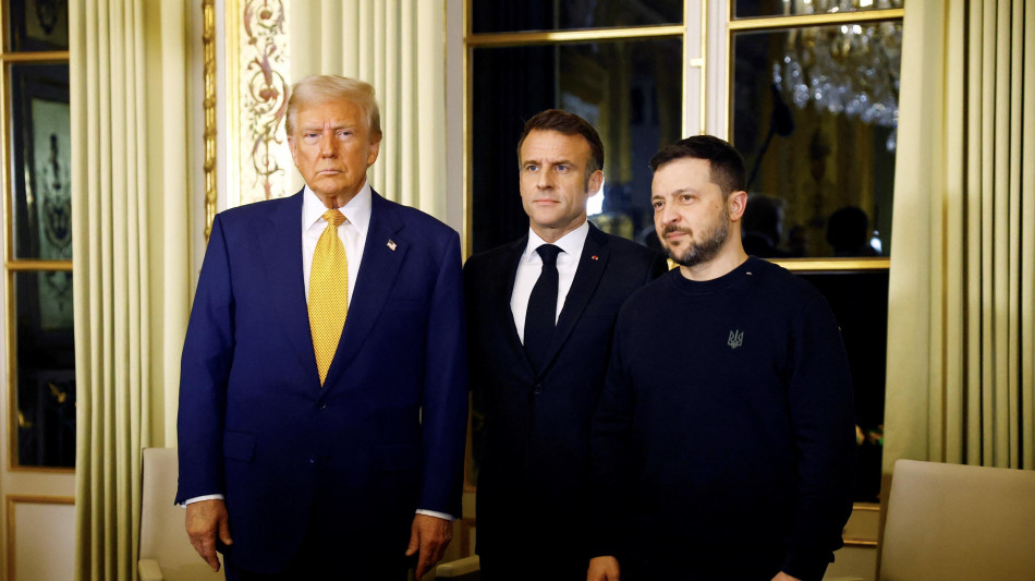 Zelensky, 'a Parigi trilaterale proficuo, Trump è risoluto'