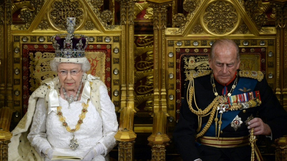 Queen leads royals in memorial service to Prince Philip