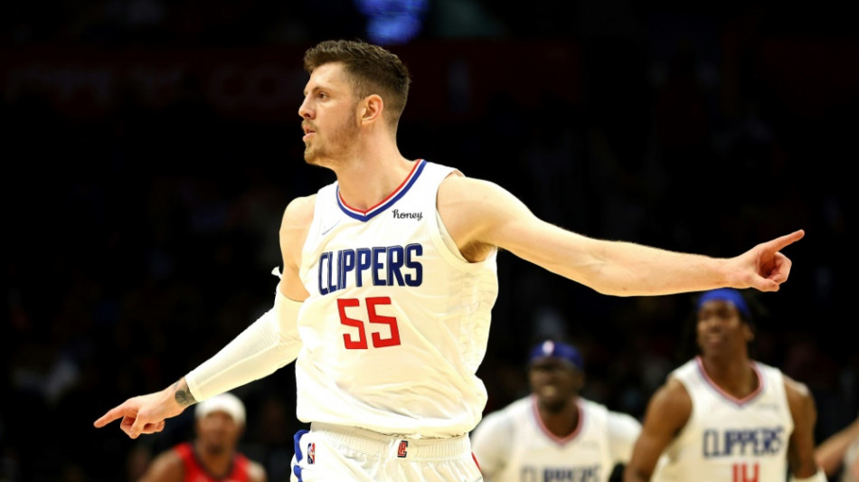 Hartenstein sichert mit Clippers Platz acht - James vor Aus