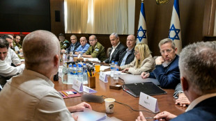 Le conseil des ministres israélien réuni pour voter sur un feu vert final à l'accord de trêve à Gaza