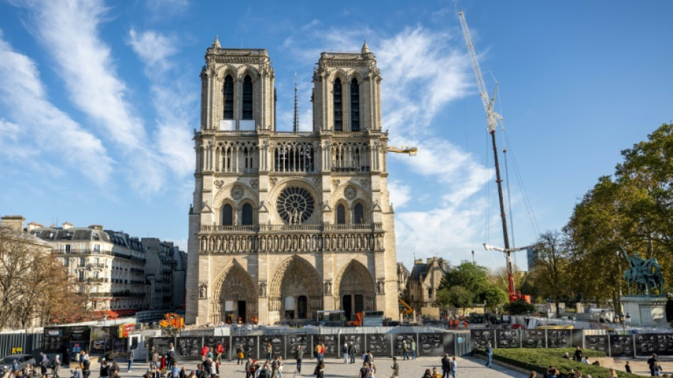 'Dazzling' Notre Dame re-opens five years after fire