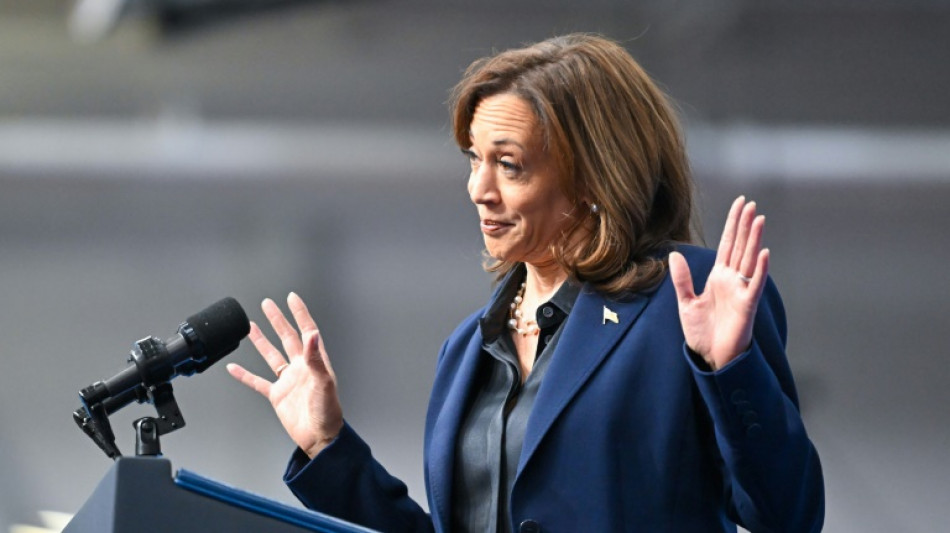 Kamala pede voto dos jovens; Trump critica Zelensky