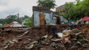 En Afrique du Sud, des kilomètres de boue et des disparus après les inondations