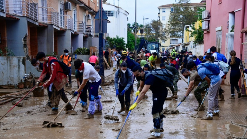 Spain dreads more flood deaths on day six of rescue