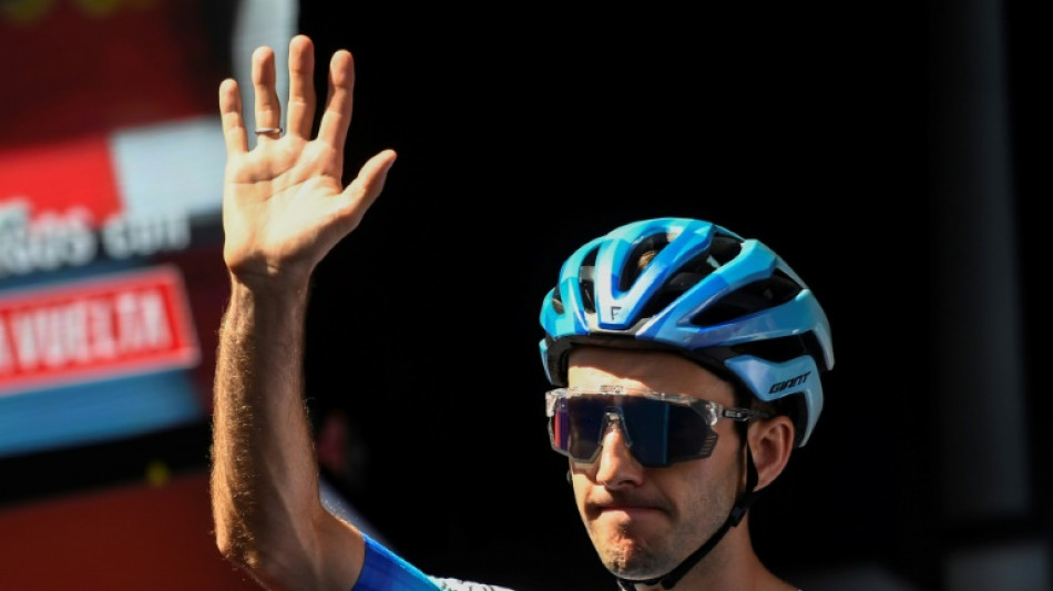 Simon Yates y Sivakov abandonan en la Vuelta por positivos al covid