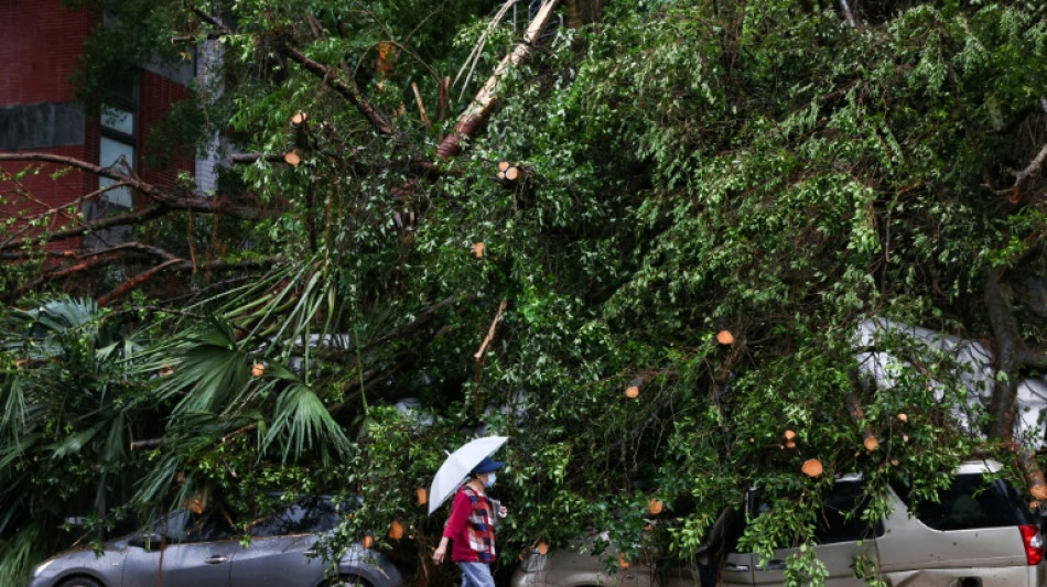 Taïwan: deux morts et plus de 500 blessés après le passage du typhon Kong-rey