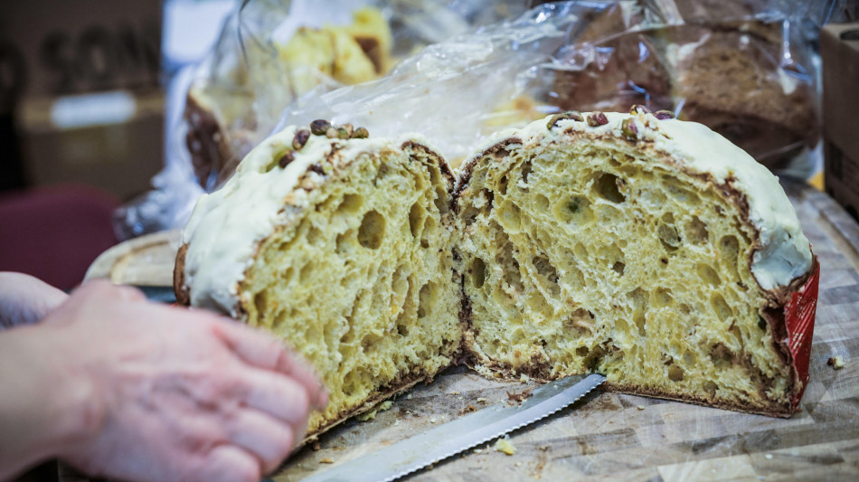 Lievi rincari per panettone, ma a Natale sarà caro-torrone