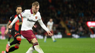 West Ham's Bowen sidelined with foot fracture