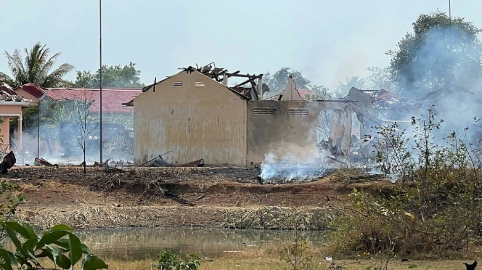 Camboja diz que calor extremo influencioou explosão de munições