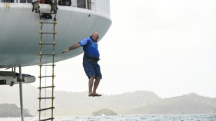 Un alemán logra récord Guinness por vivir 120 días bajo aguas del Caribe en Panamá