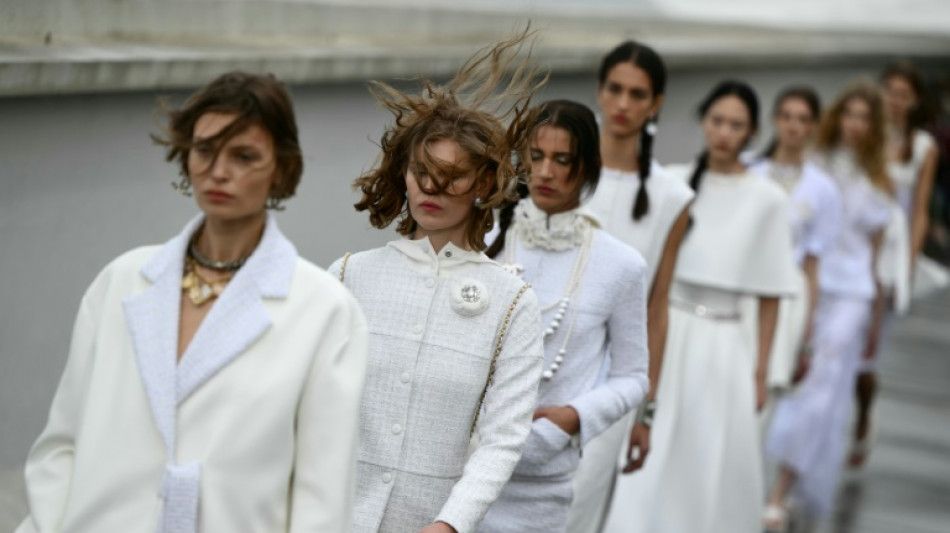 Chanel anuncia recorde de vendas em 2023