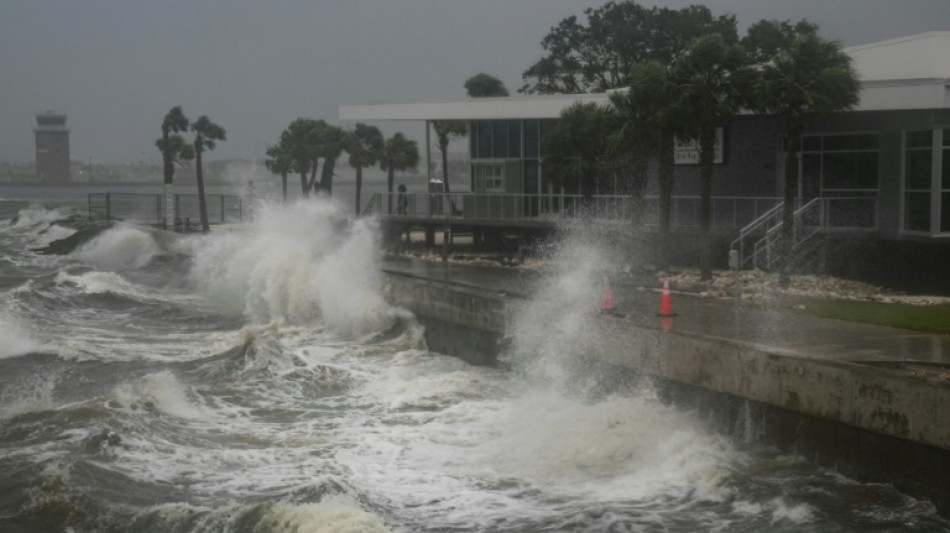 Le puissant ouragan Milton s'abat sur la Floride