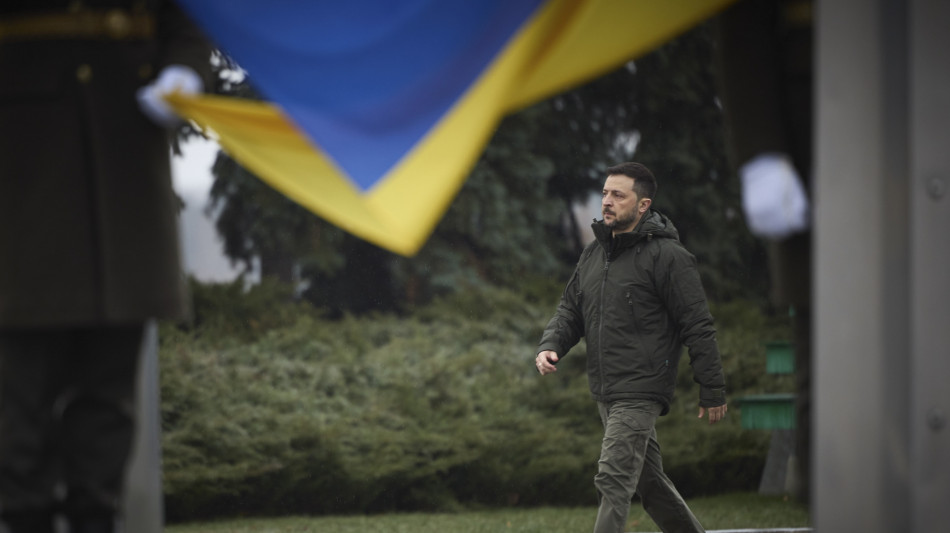 Zelensky, '93 missili e 200 droni contro l'Ucraina'