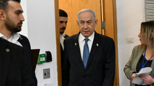 Netanyahu si opera alla prostata, udienze a rischio