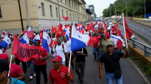 Panamá honra a los "mártires" de la lucha por la soberanía del canal