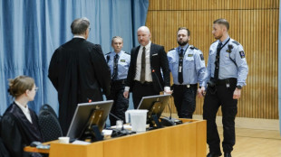 Neonazista Breivik acusa o Estado norueguês de querer empurrá-lo 'ao suicídio'