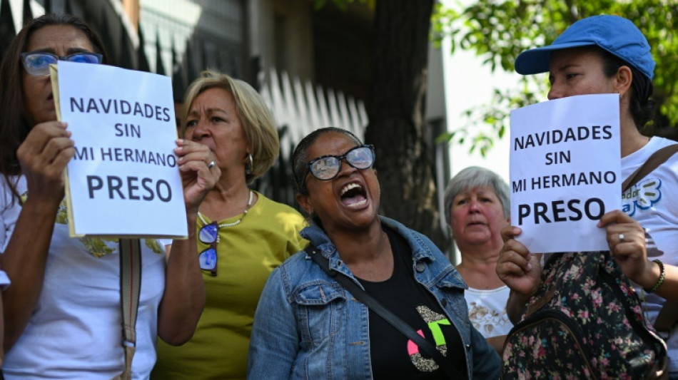 'Natal sem meu filho preso!': familiares exigem libertação dos detidos em protestos na Venezuela