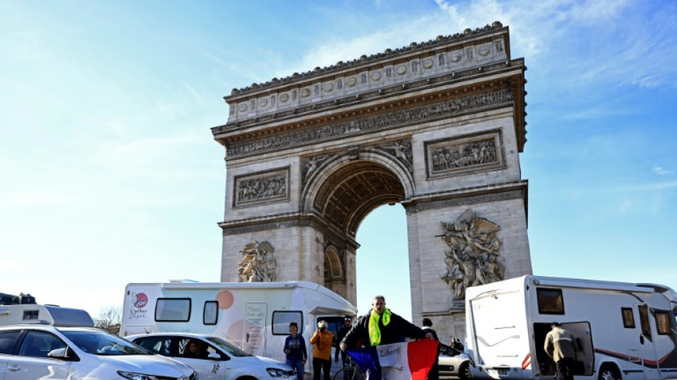 Paris police hold 81 over banned anti-vaccine convoy