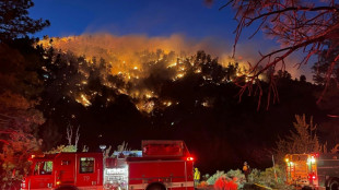 Crece un incendio forestal en California en medio de temperaturas extremas