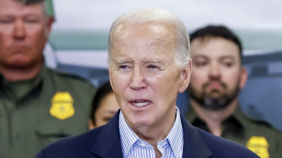 Biden, 'Trump si inchina a Putin, io non lo farò'