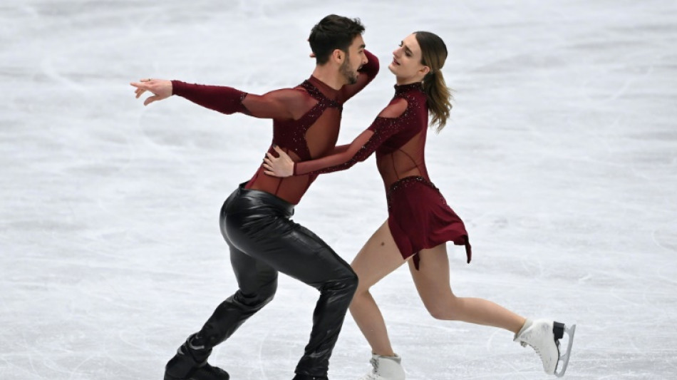 Patinage: Papadakis et Cizeron fondent sur un cinquième sacre mondial, et après ?