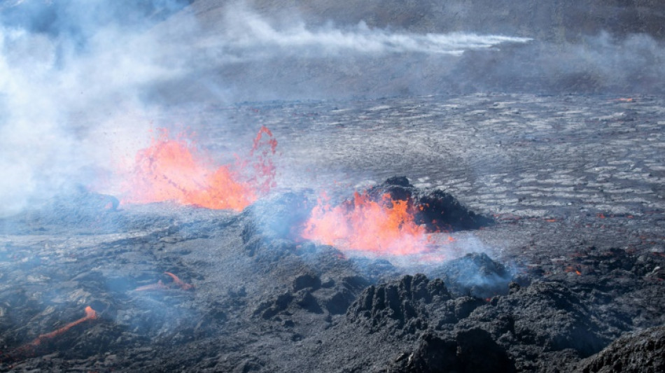 En Islande, les gaz émanant de la nouvelle éruption menacent un village