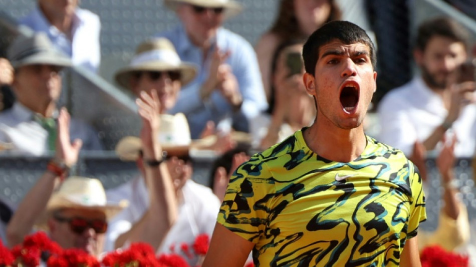 Alcaraz comemora 20 anos com vitória sobre Coric e classificação para final em Madri