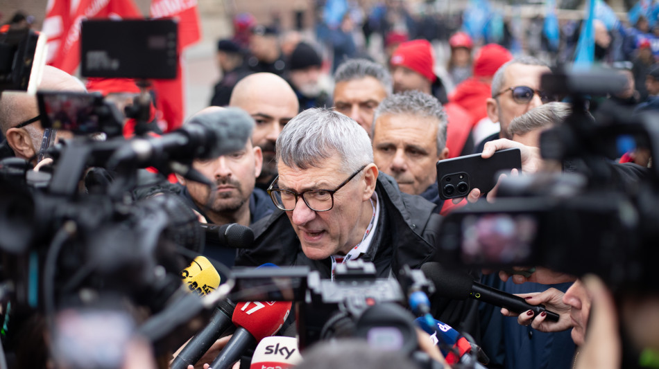 Landini, 'Meloni vive nel Paese di Bengodi, non aumenta salari'