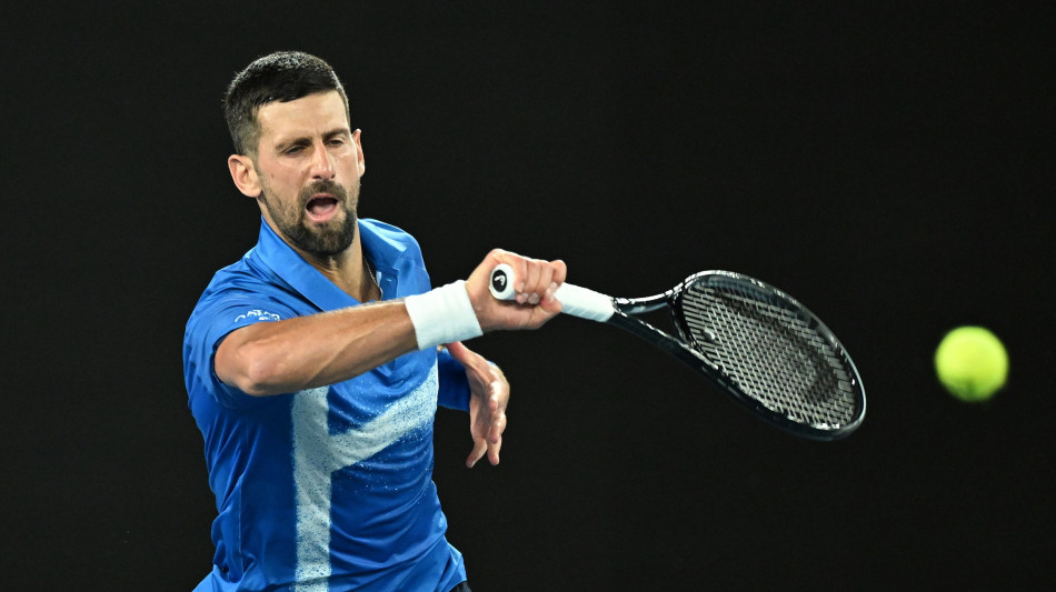 Australian Open: Djokovic ai quarti, sfiderà Alcaraz